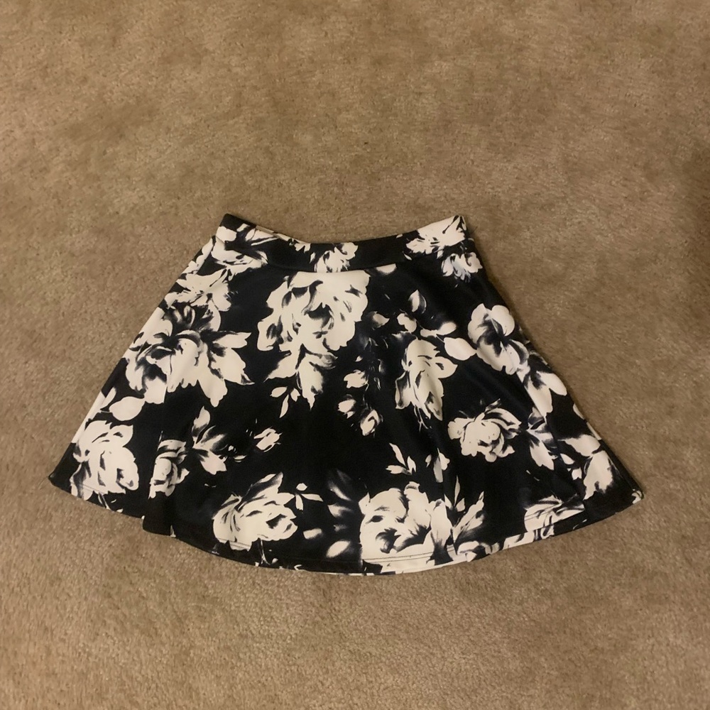 Black and White Floral Circle Skirt